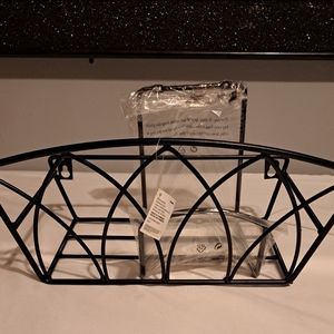 Hanging Hose Wrap With Basket New! Black ❤️